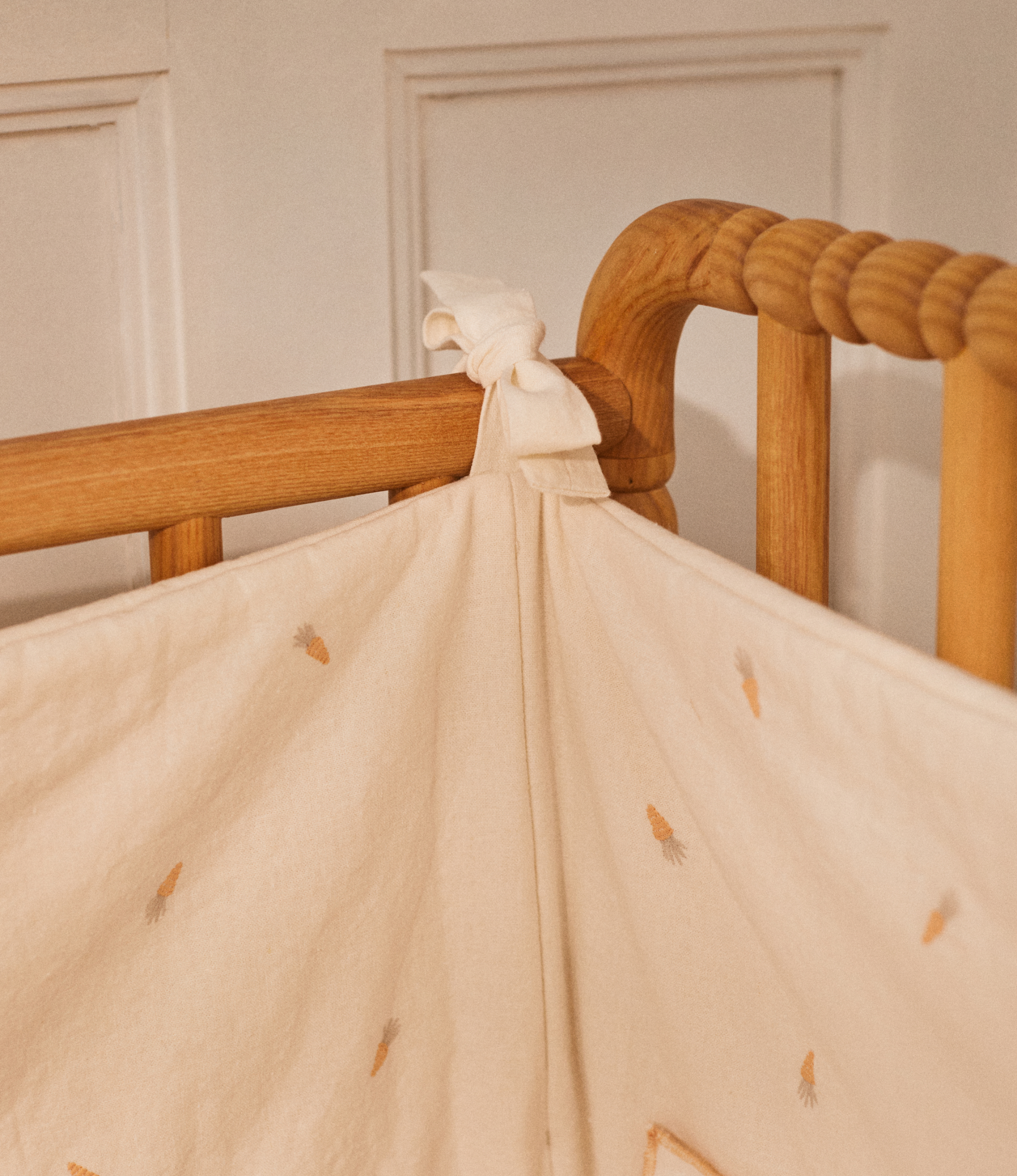 Baby Bumper Carrots | Linen Cotton | 180cm x 40cm
