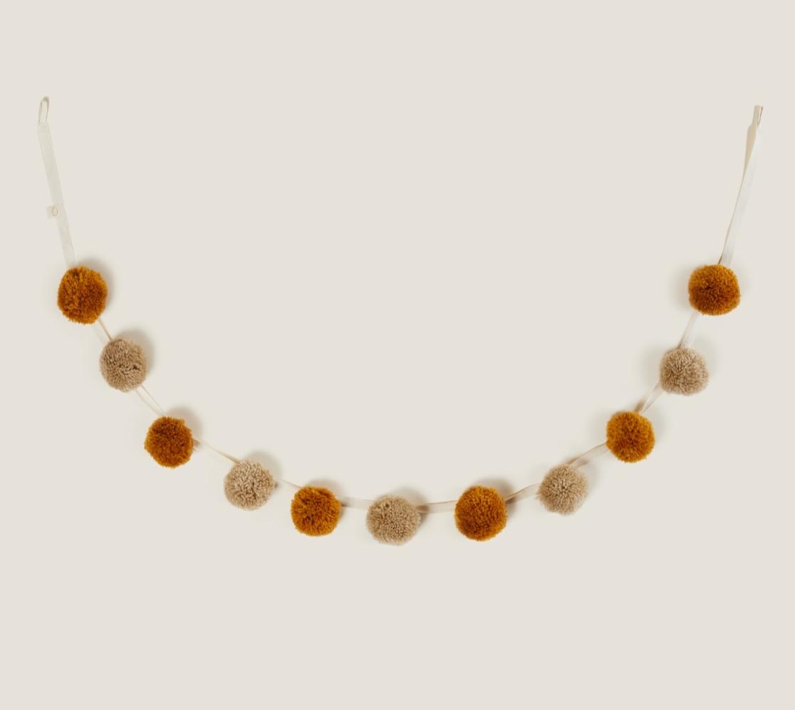 Pom Pom Garland
