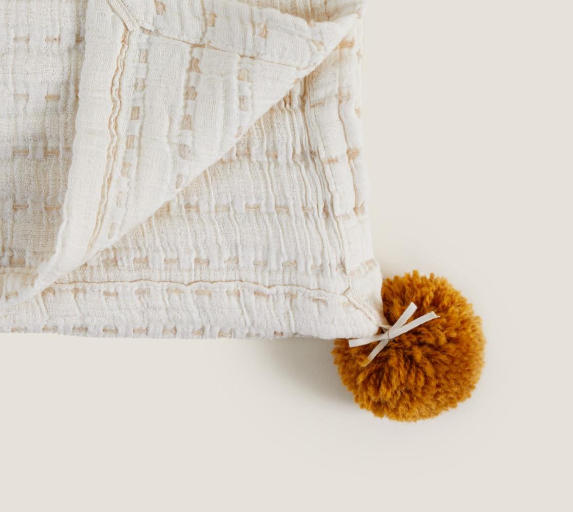 Swaddle | Off-white