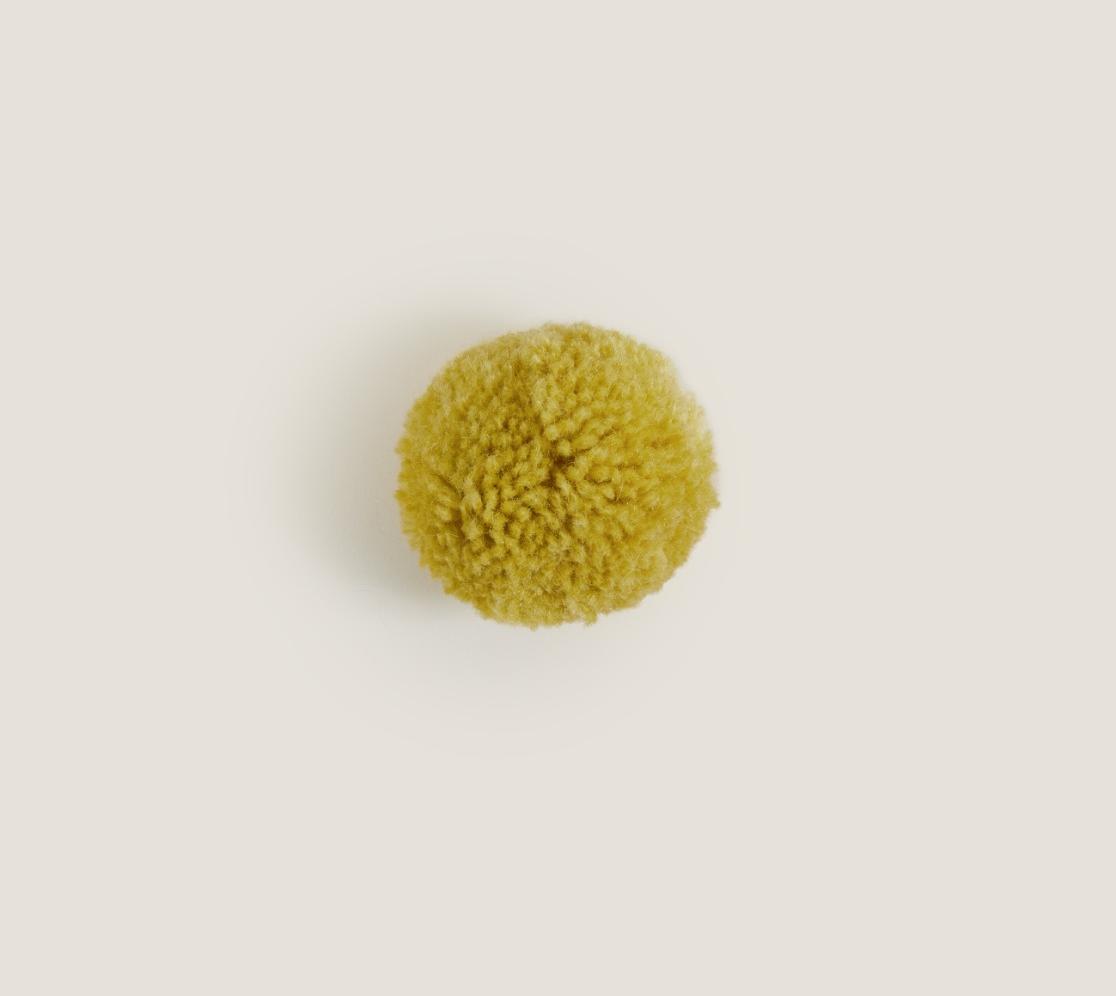 Swaddle | Yellow Pompons
